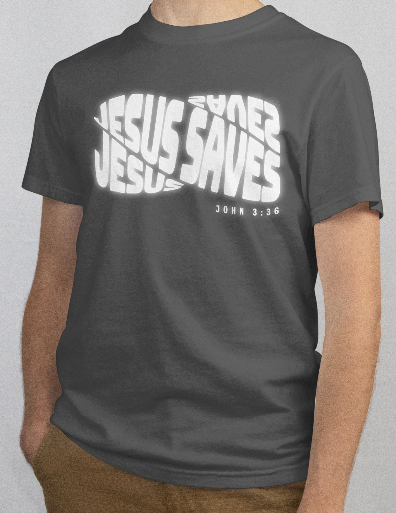 Jesus saves, T-shirt