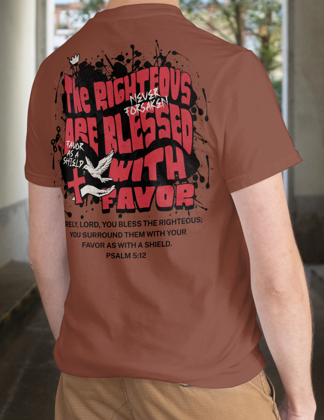 Favor as a shield (red letters), T-shirt