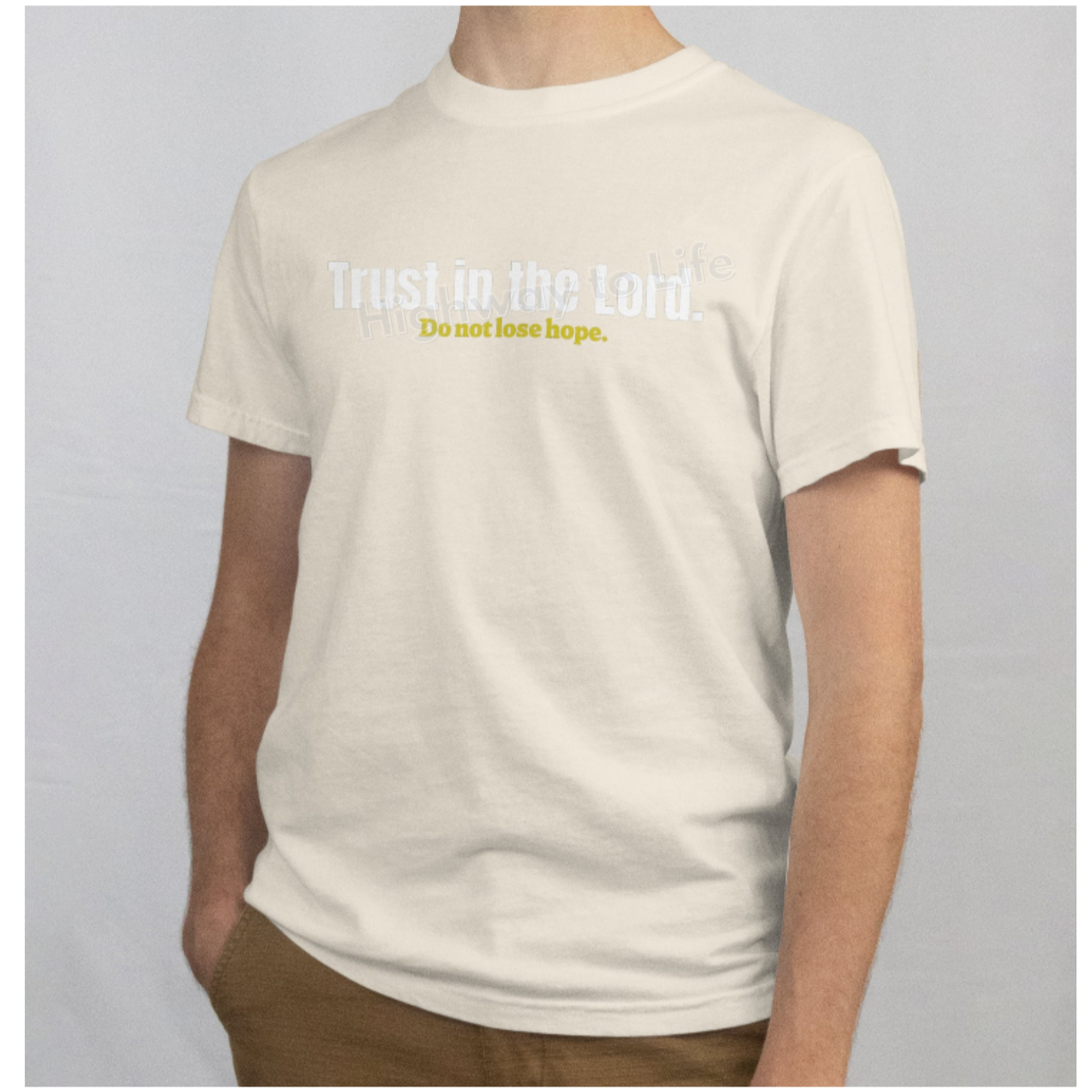 Trust in the Lord (do not lose hope), T-shirt (yellow letters)